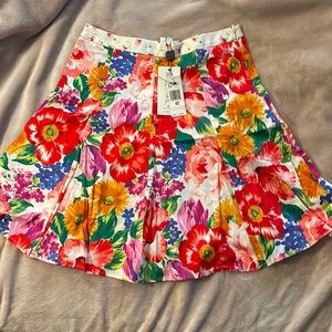 NWT D&G Dolce & Gabbana floral pleated skirt